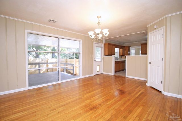 4810 E Creighton Rd, Pensacola, FL 32504