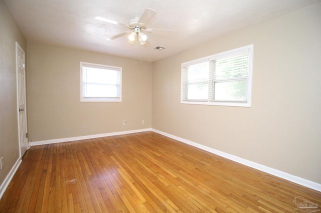 4810 E Creighton Rd, Pensacola, FL 32504