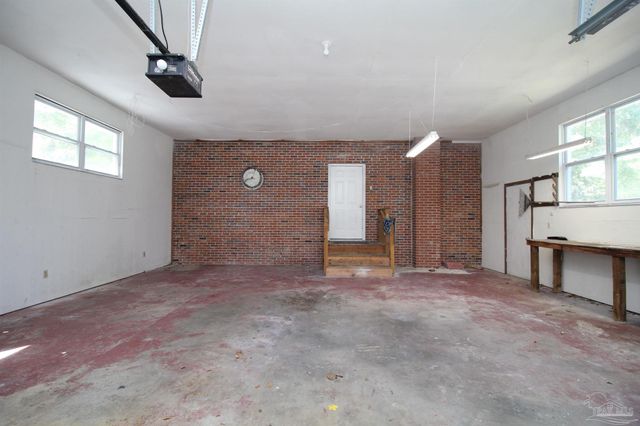 4810 E Creighton Rd, Pensacola, FL 32504