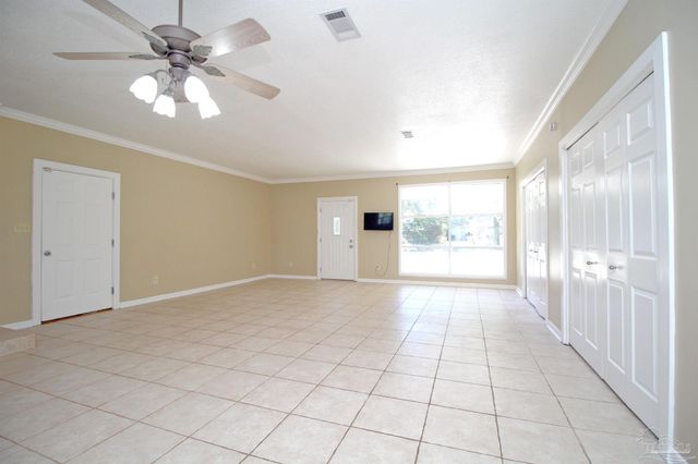 4810 E Creighton Rd, Pensacola, FL 32504