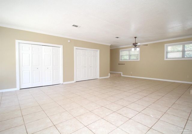 4810 E Creighton Rd, Pensacola, FL 32504