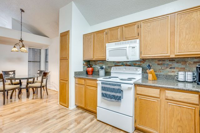 1200 Windy Meadows Drive, Burleson, TX 76028