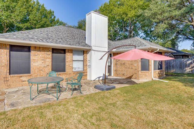 1200 Windy Meadows Drive, Burleson, TX 76028