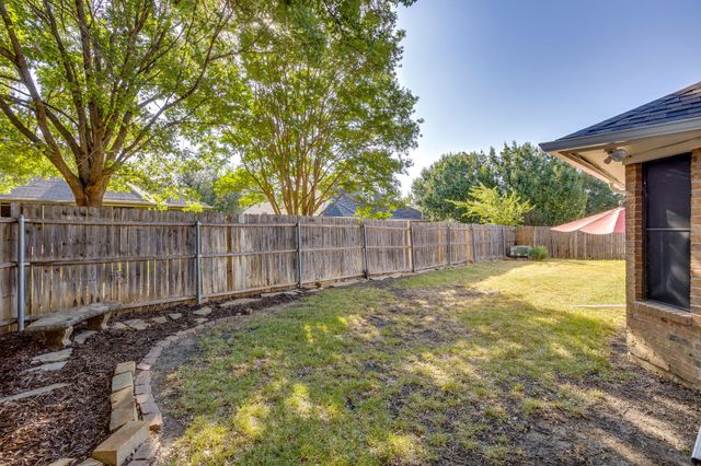 1200 Windy Meadows Drive, Burleson, TX 76028
