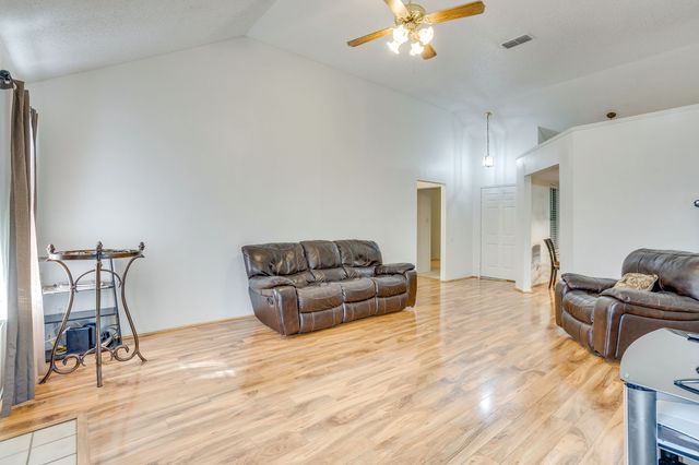 1200 Windy Meadows Drive, Burleson, TX 76028