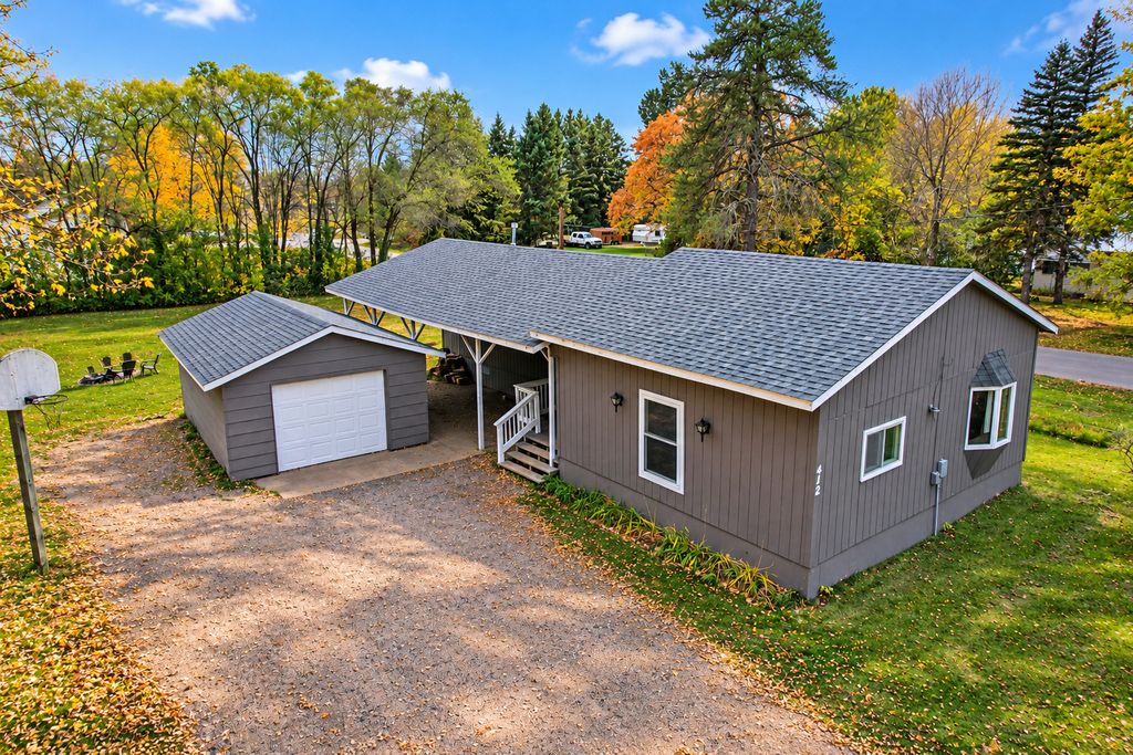 412 W Hazel Avenue, Pillager, MN 56473 — exterior