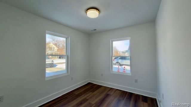 5634 Arcola Avenue, Garden City, MI 48135