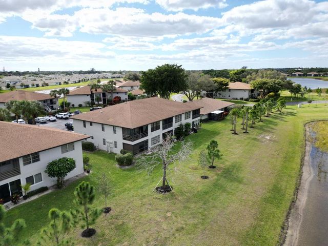 5620 Spindle Palm Court B, Delray Beach, FL 33484