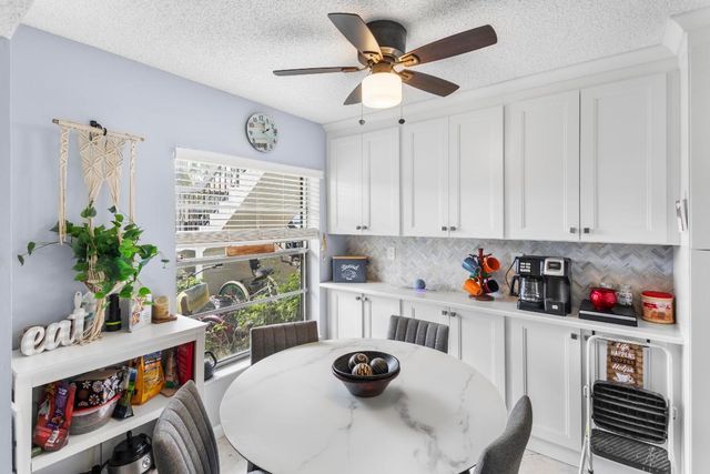 5620 Spindle Palm Court B, Delray Beach, FL 33484