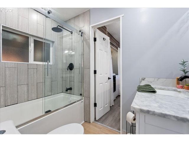 10405 Sw DENNEY Rd 90, Beaverton, OR 97008