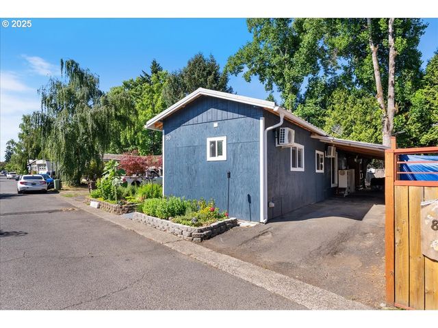 10405 Sw DENNEY Rd 90, Beaverton, OR 97008