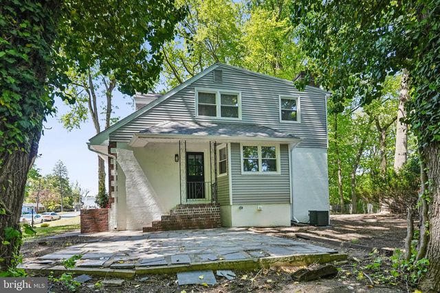 143 APPLE AVE, Bellmawr, NJ 08031