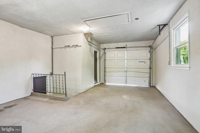 143 APPLE AVE, Bellmawr, NJ 08031