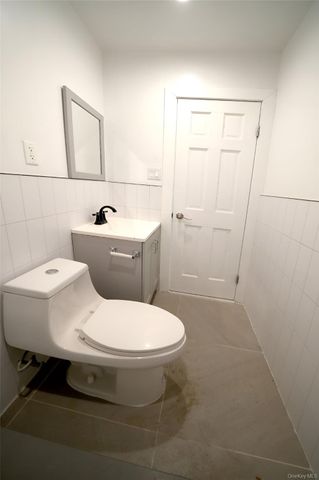 6286 60th Place, Ridgewood, NY 11385