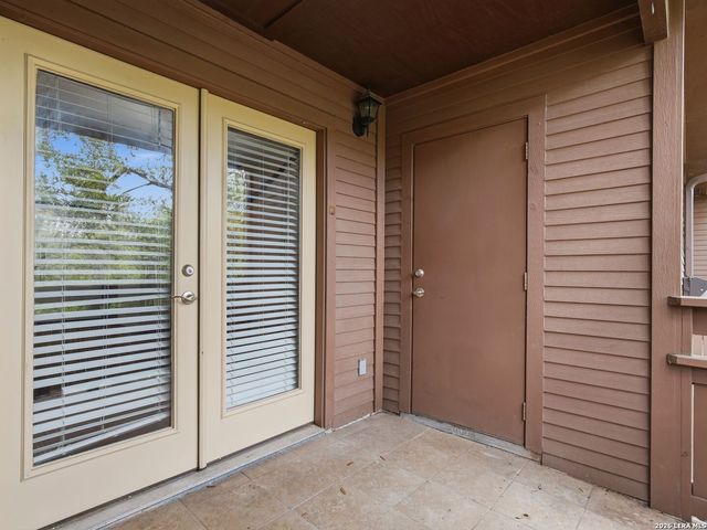 10955 Wurzbach Rd Apt 1008, San Antonio, TX 78230