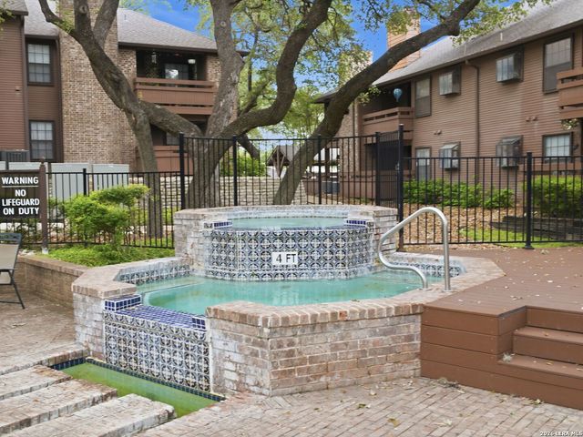 10955 Wurzbach Rd Apt 1008, San Antonio, TX 78230