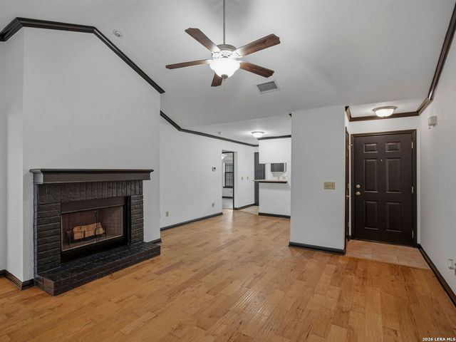 10955 Wurzbach Rd Apt 1008, San Antonio, TX 78230