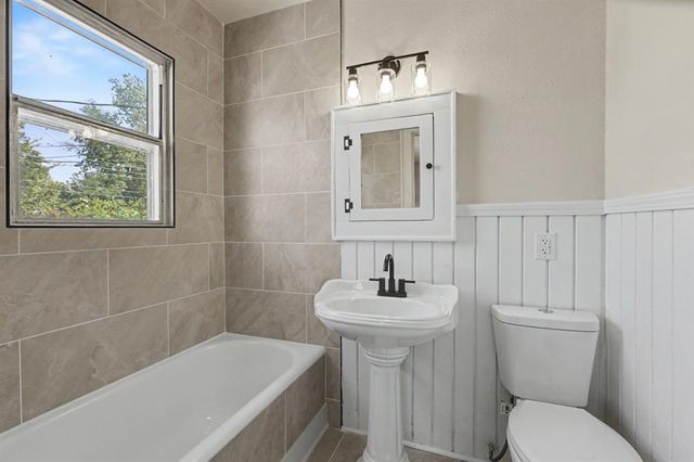 2551 NW 19th Street, Oklahoma City, OK 73107