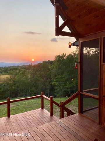800 Mary King Mountain Drive, Murphy, NC 28906