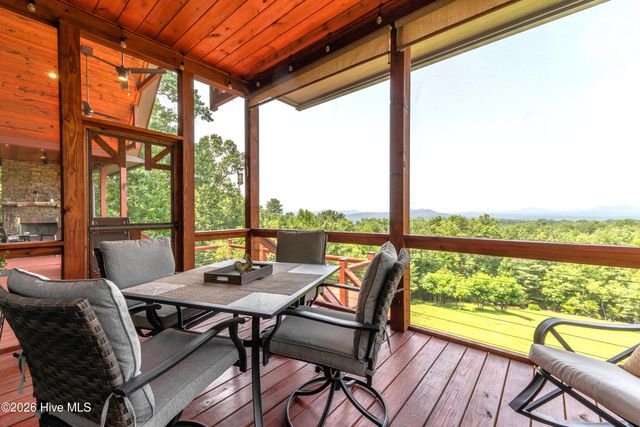 800 Mary King Mountain Drive, Murphy, NC 28906