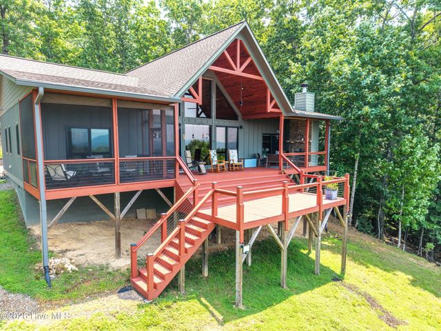 800 Mary King Mountain Drive, Murphy, NC 28906