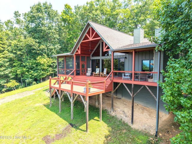 800 Mary King Mountain Drive, Murphy, NC 28906