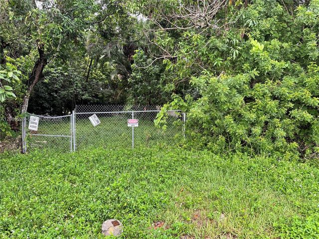 11305 NE 2nd Place, Miami, FL 33161