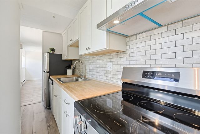 62 South St 1A, Quincy, MA 02169