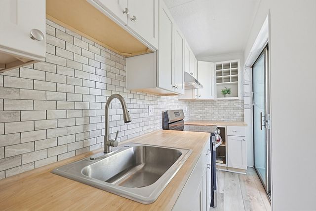 62 South St 1A, Quincy, MA 02169