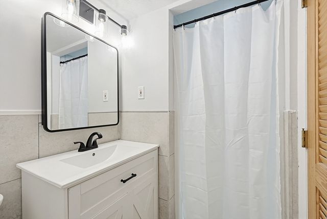 62 South St 1A, Quincy, MA 02169