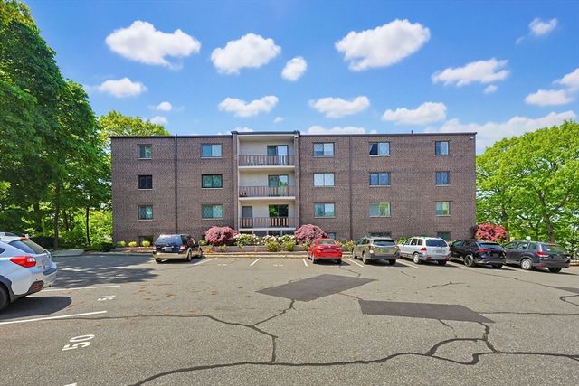 62 South St 1A, Quincy, MA 02169