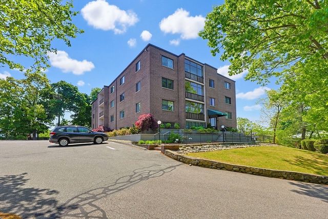 62 South St 1A, Quincy, MA 02169