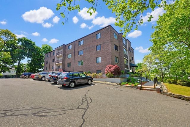 62 South St 1A, Quincy, MA 02169