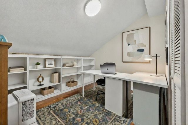 1671 WATERMARK CIRCLE NE, St Petersburg, FL 33702