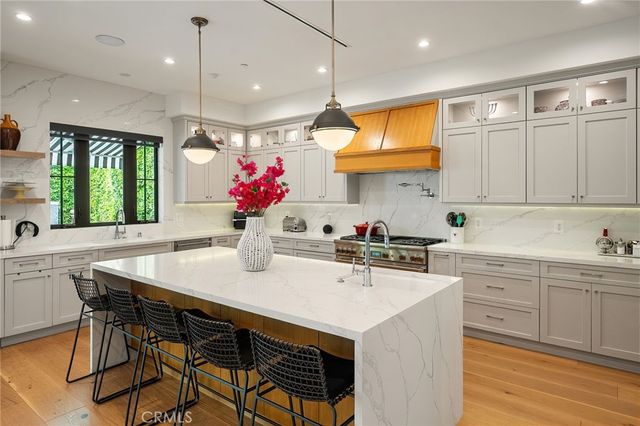 4365 N Kraft Avenue, Studio City, CA 91604