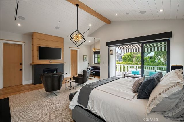 4365 N Kraft Avenue, Studio City, CA 91604