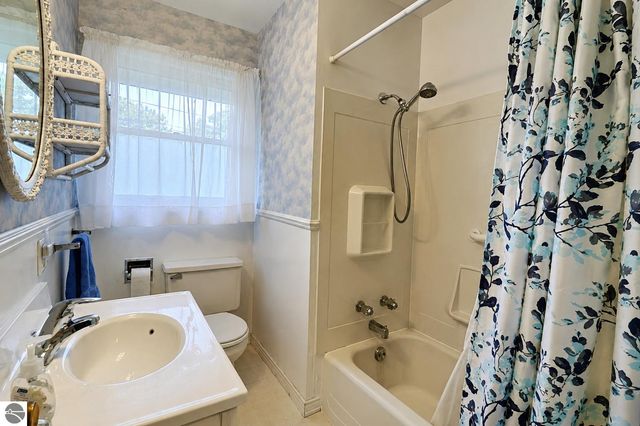 1817 Stockman, Mt Pleasant, MI 48858