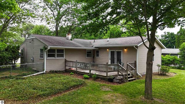 1817 Stockman, Mt Pleasant, MI 48858