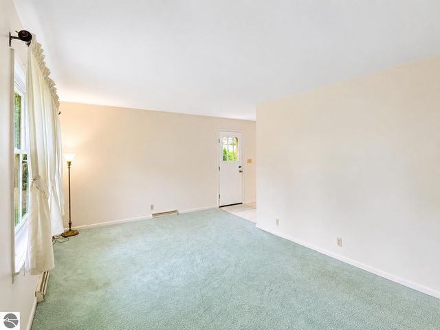 1817 Stockman, Mt Pleasant, MI 48858