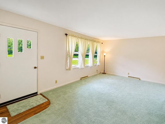 1817 Stockman, Mt Pleasant, MI 48858