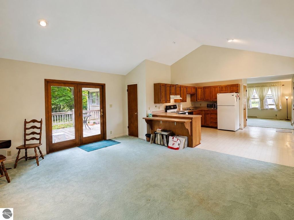 Image 11 of property listing at 1817 Stockman, Mt Pleasant, MI 48858