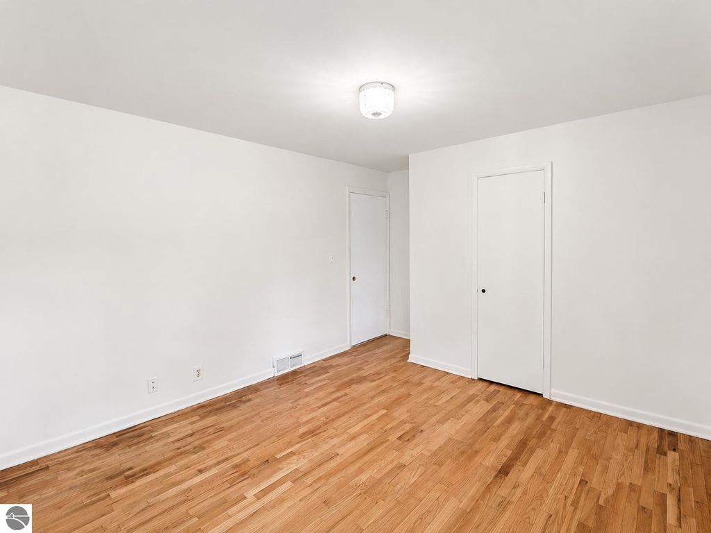 Image 17 of property listing at 1817 Stockman, Mt Pleasant, MI 48858