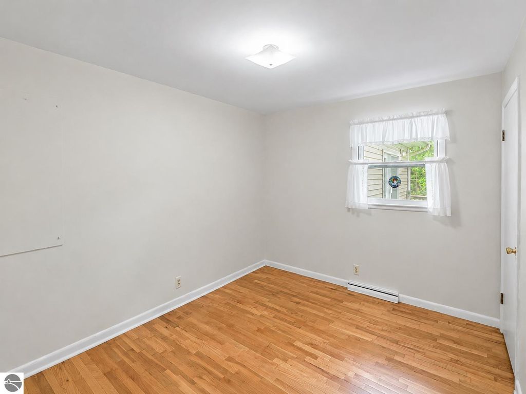 Image 18 of property listing at 1817 Stockman, Mt Pleasant, MI 48858