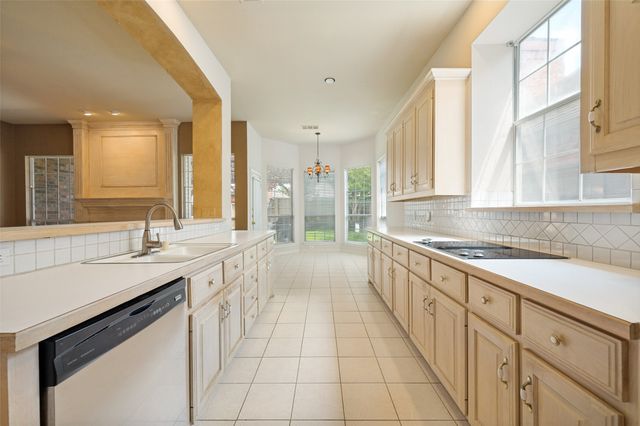 1605 Cross Point Road, Mckinney, TX 75072