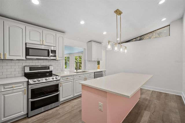 14030 79TH AVENUE, Seminole, FL 33776