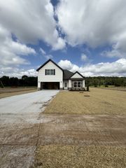 734 Creekbend Ln, Murfreesboro, TN 37129