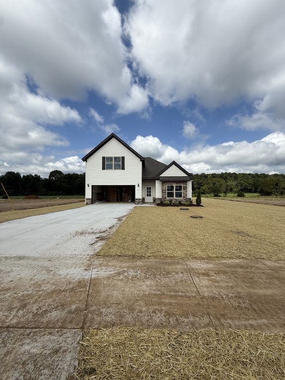 734 Creekbend Ln, Murfreesboro, TN 37129