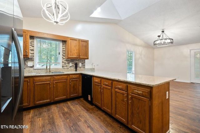 334 Lakeview Drive, Crossville, TN 38558