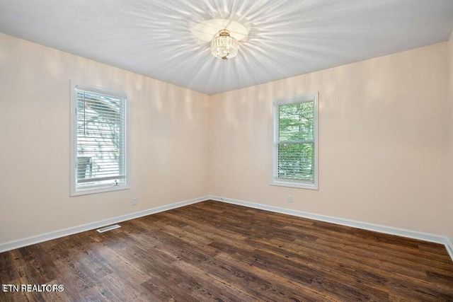 334 Lakeview Drive, Crossville, TN 38558