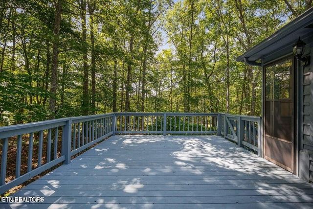 334 Lakeview Drive, Crossville, TN 38558